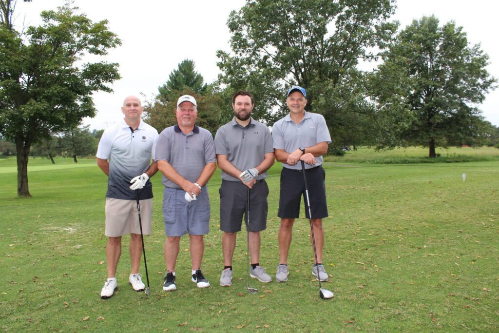 Golfers at the Great Roof Giveaway Golf Outing