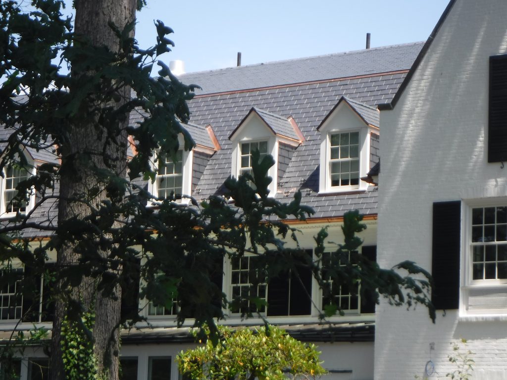 front view of Nittany Lion Inn